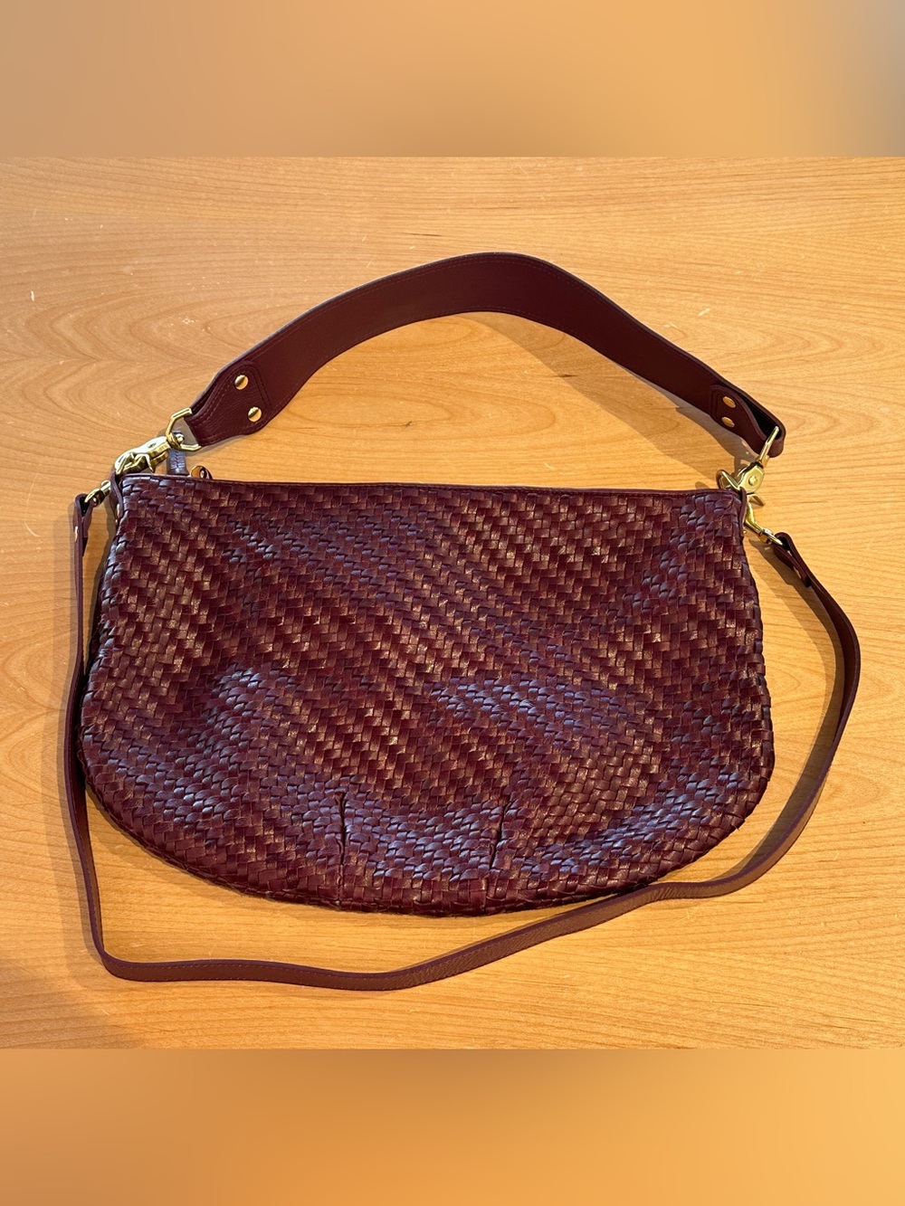Clare V. Cassis Moyen Messenger - Picture 2 of 5